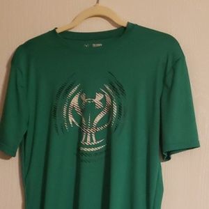 Boys Under Armour Shirt - heat gear Youth XL